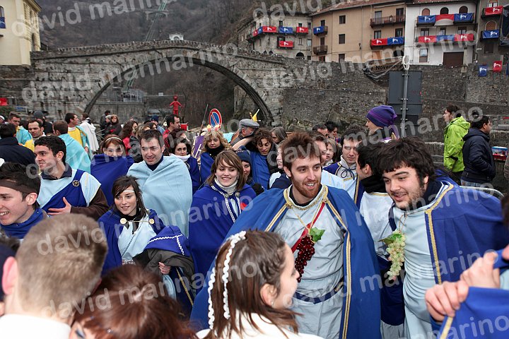 Gara delle Bighe 2011-7904.jpg